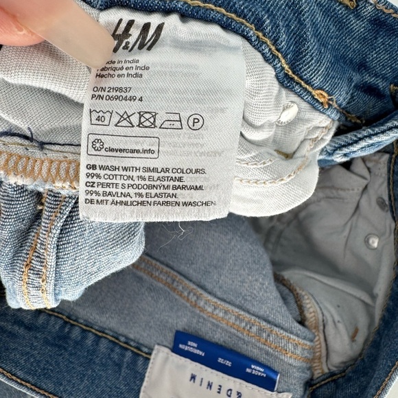 H&M Skinny Coupe Moulante Distressed Jeans Size 32/32 - Picture 6 of 12